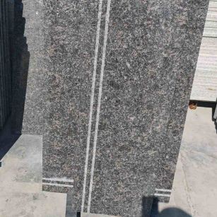 湘潭英国棕楼梯踏步