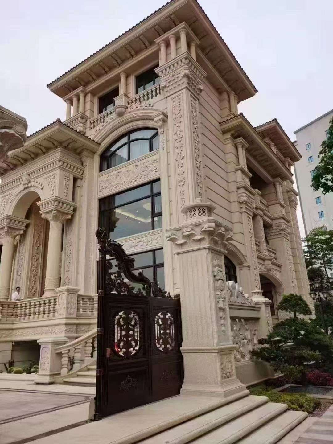 湘潭黄金麻别墅外墙异形定制