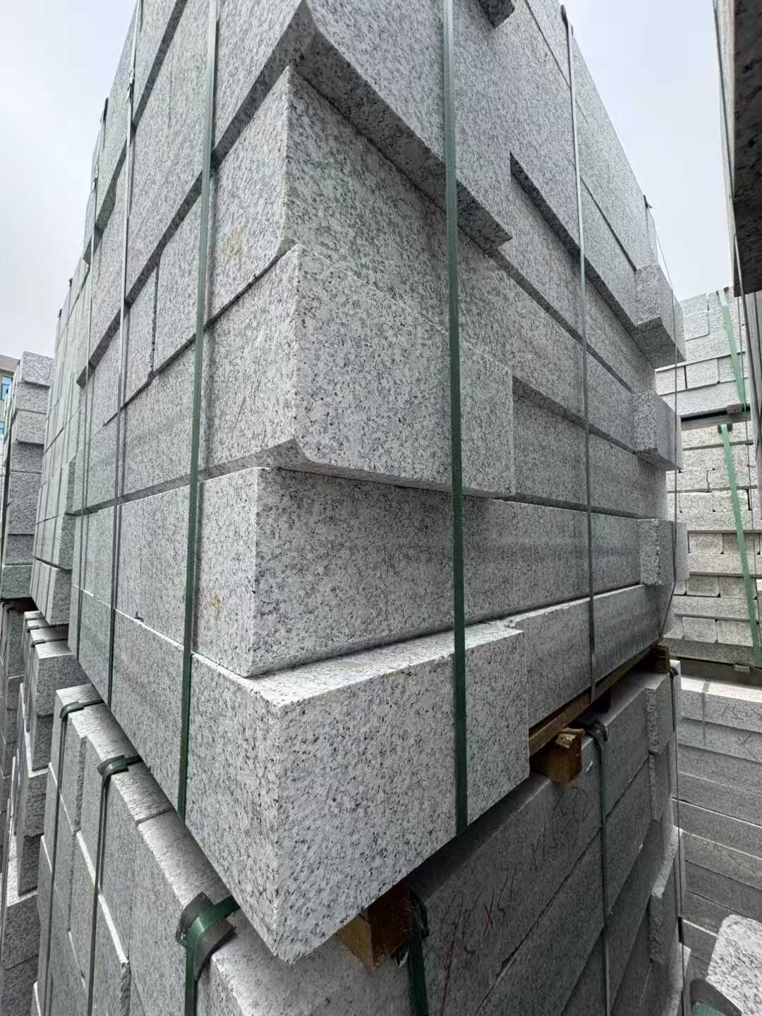 湘潭芝麻白路牙石 马路牙子