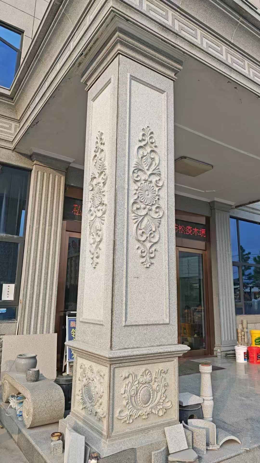 湘潭芝麻白别墅雕刻柱子  黄金麻